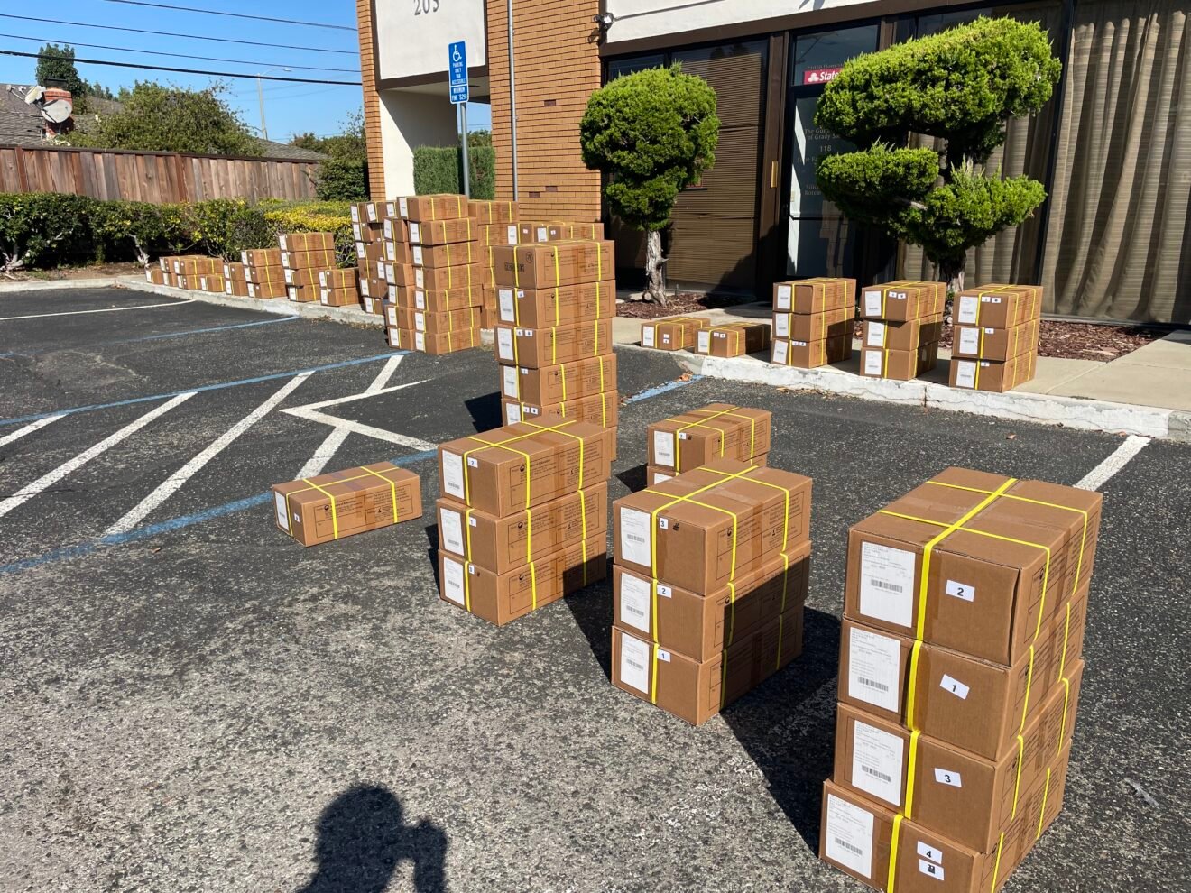 9/19 Distributes 3,832 Textbooks to 37 Korean Schools